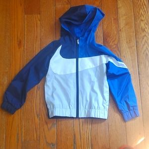 Nike toddler Windbreaker.  Size 4t.